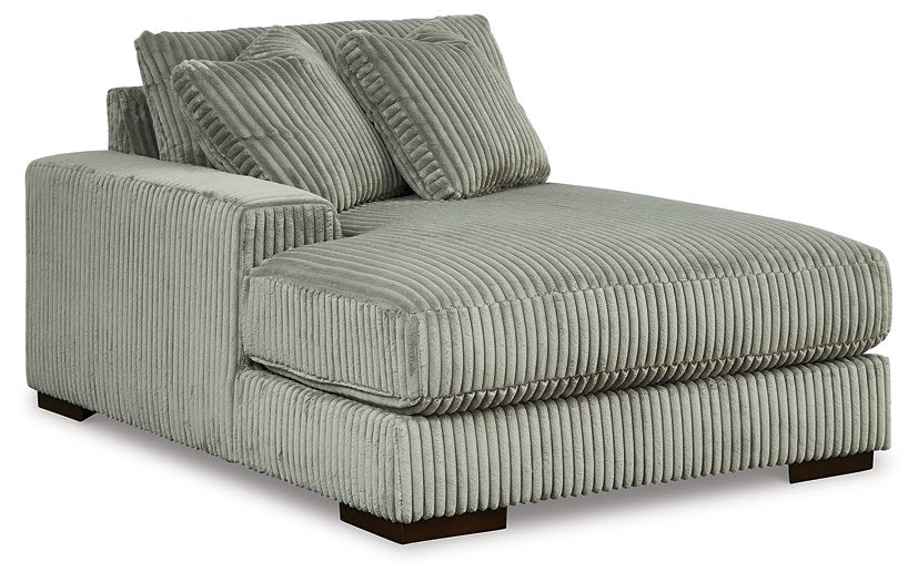 Lindyn Super Chaise image