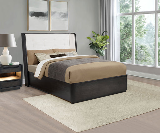 Leandro Wingback Bed - All Brands Furniture (NJ)