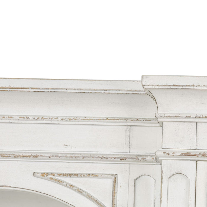 Magnolia Manor Entertainment Center with Piers image
