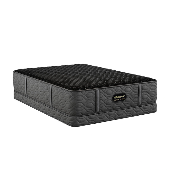 Beautyrest BlackÂ® Series Three 14.5" Hybrid Plush Mattress