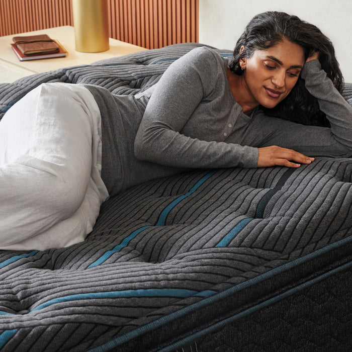 Beautyrest Level Two Plush Pillow Top Mattress