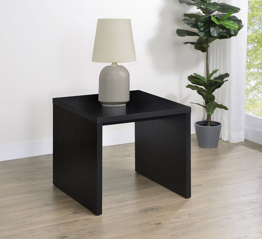 Knapp End & Side Tables - All Brands Furniture (NJ)