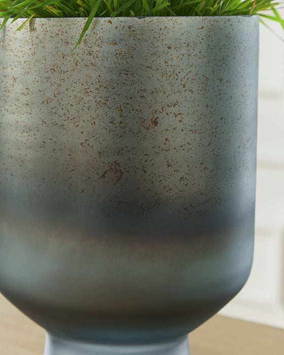 Pennmore Vase - All Brands Furniture (NJ)