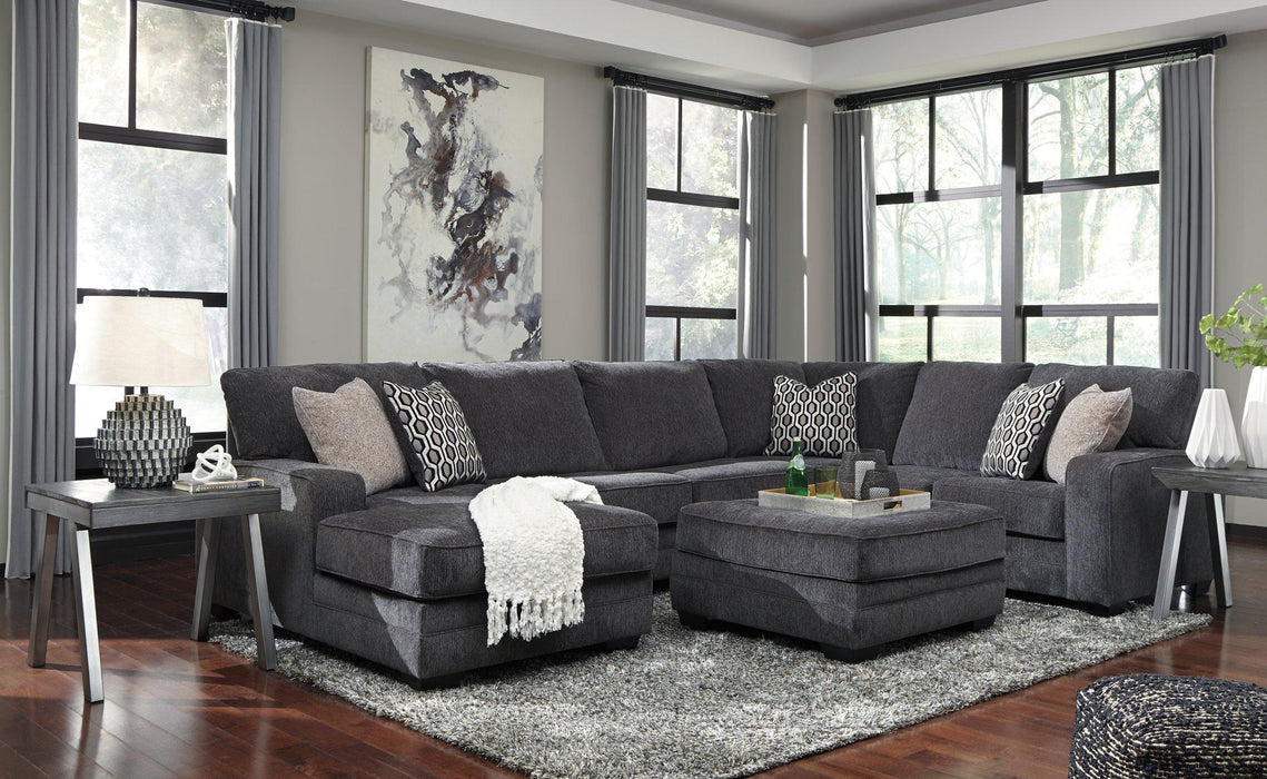 Tracling 3-Piece Sectional with Chaise