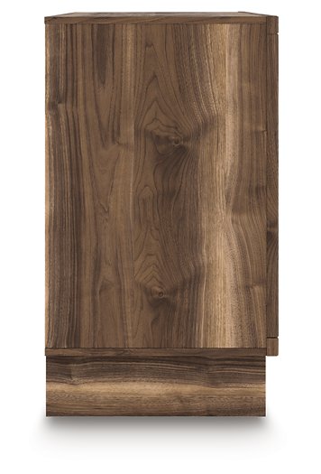 Chirason Dresser and Mirror - All Brands Furniture (NJ)