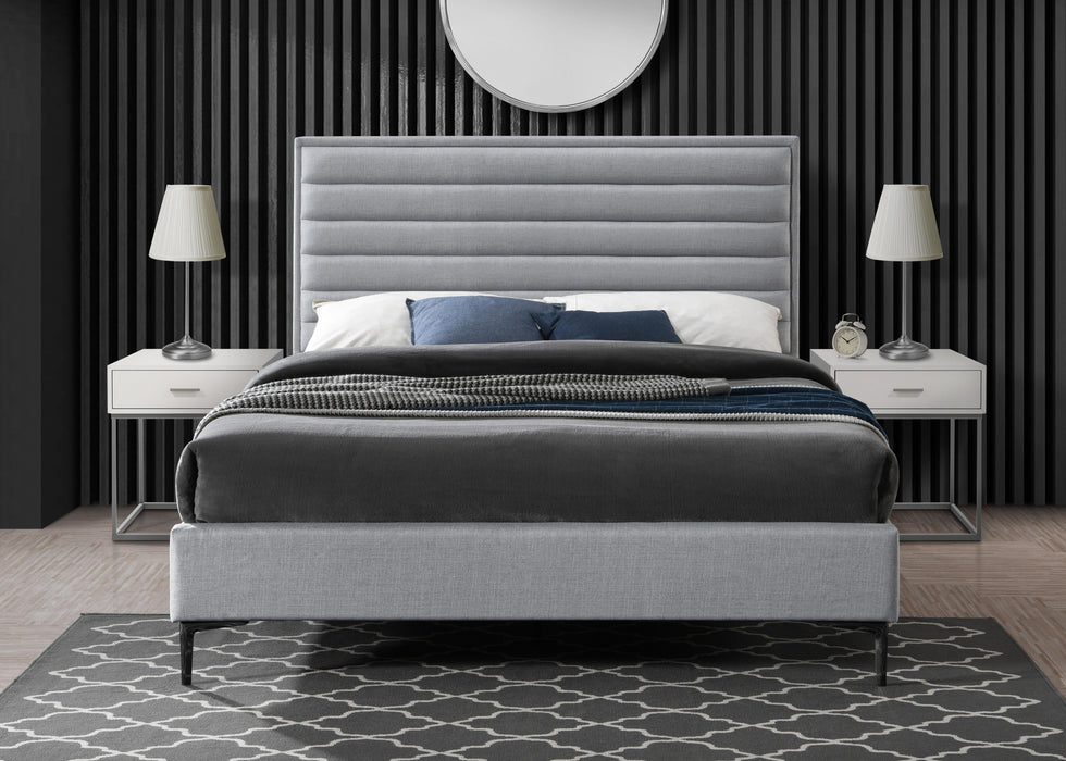 Hunter Grey Linen Queen Bed - All Brands Furniture (NJ)