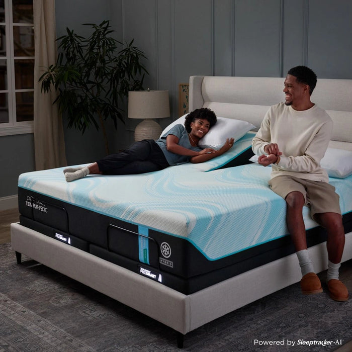 Tempur-Pedic LuxeBreeze Medium Hybrid Mattress